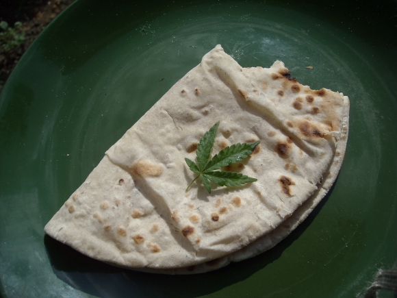 chapati and vegetables.JPG